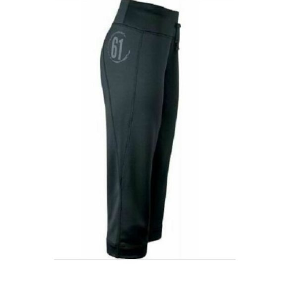 Women's Black Capris Athletic Wear Cabela's Trail Trainer LARGE New MSRP $50 - Picture 2 of 2